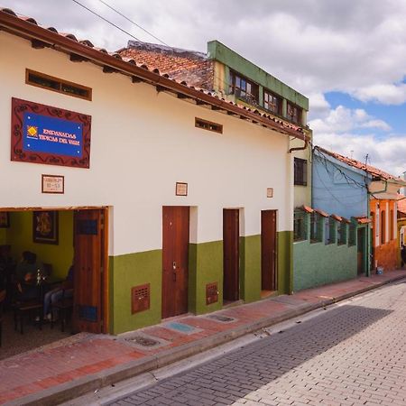 Hostal Dona Eliza Богота Экстерьер фото