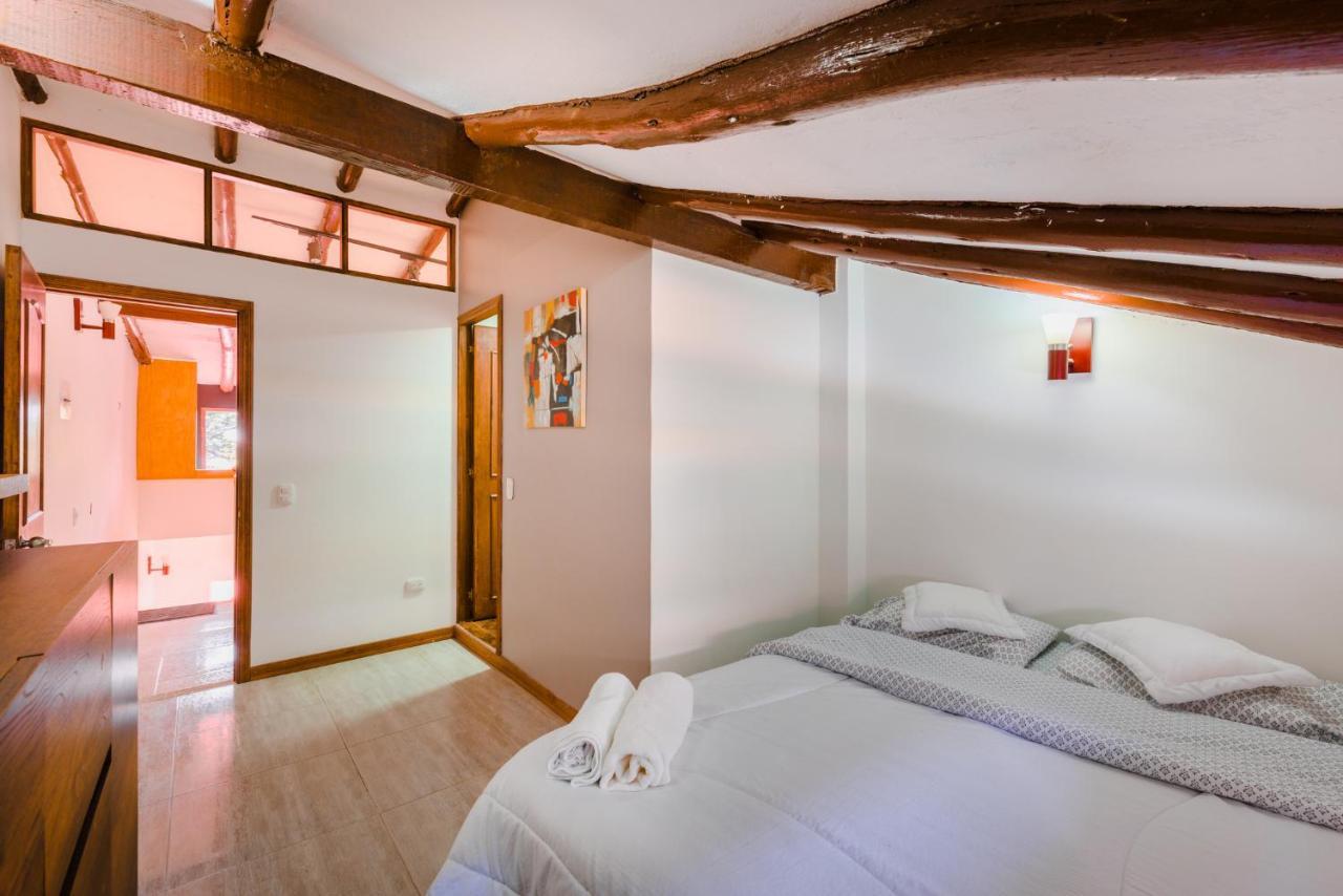 Hostal Dona Eliza Богота Экстерьер фото