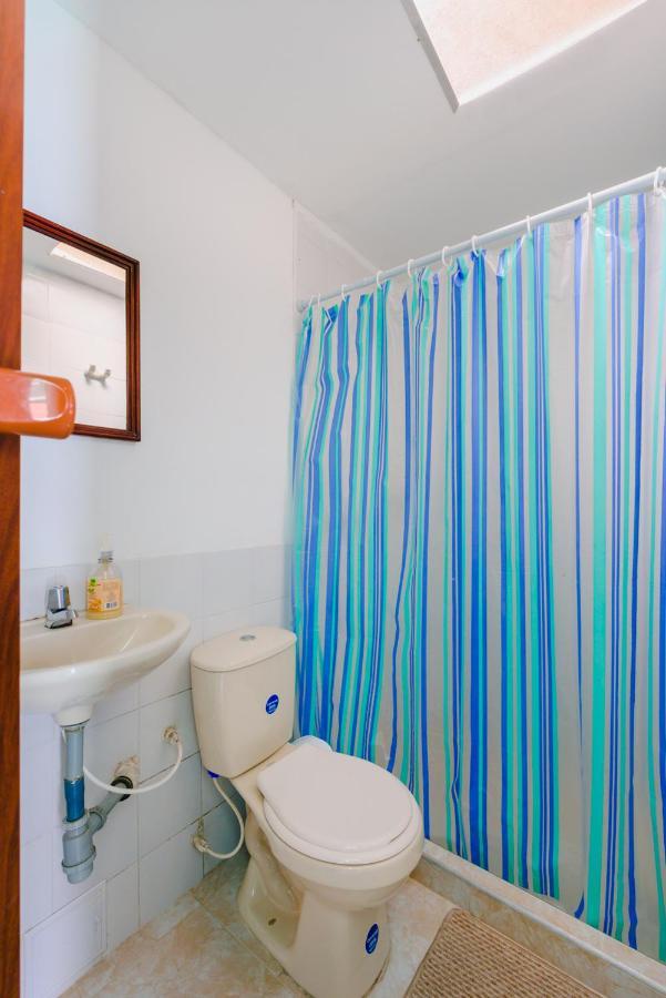 Hostal Dona Eliza Богота Экстерьер фото